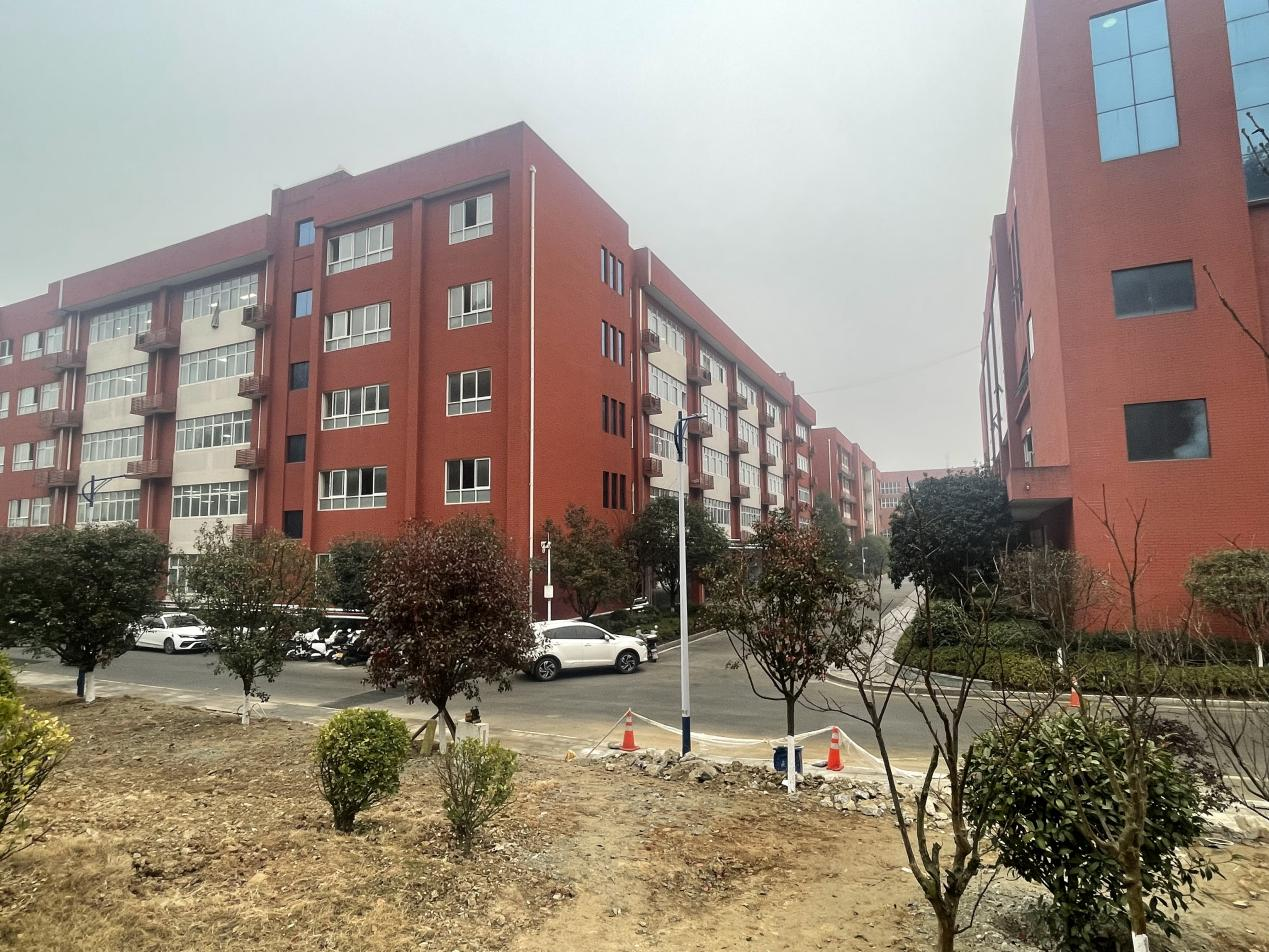 湖北十堰市中学-燃气锅炉采暖项目